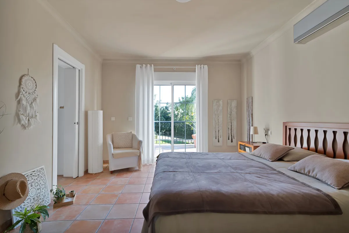 bf7022c3-681b-496c-8046-9e17775ae3ba