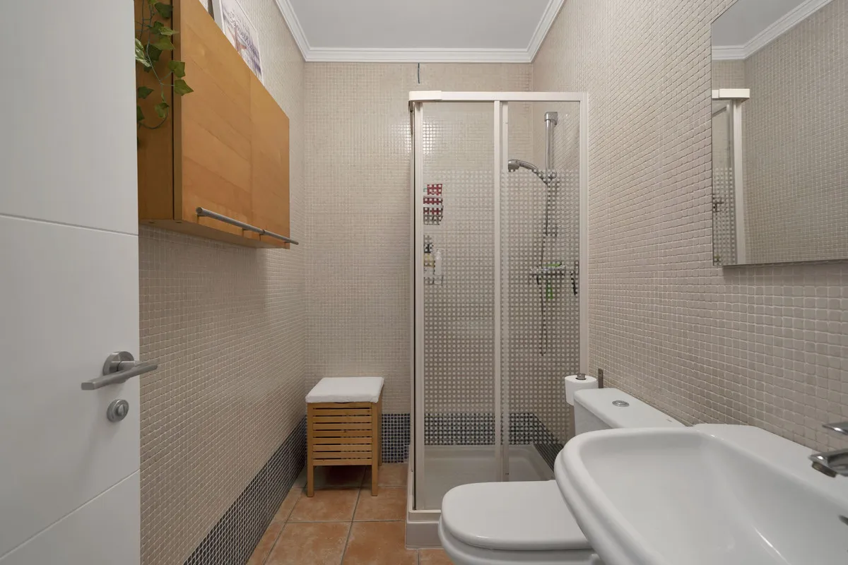 c8417d62-4b7d-4c55-8d3a-d85e36df2aa0