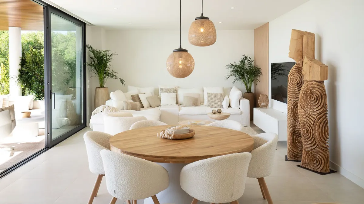 9d43bb57-befd-41ef-aca8-b108e2102bb9