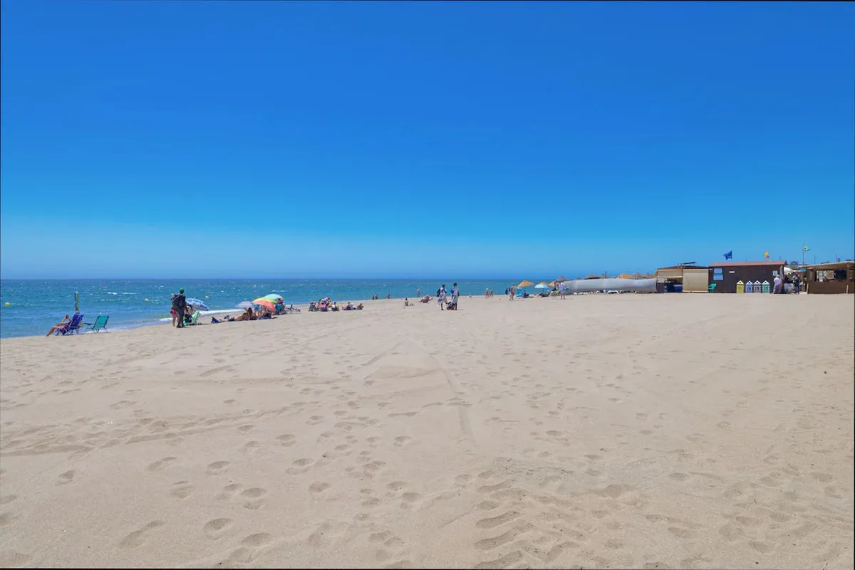 6b73b42d-1296-4f0d-9f16-c3f4479af20f