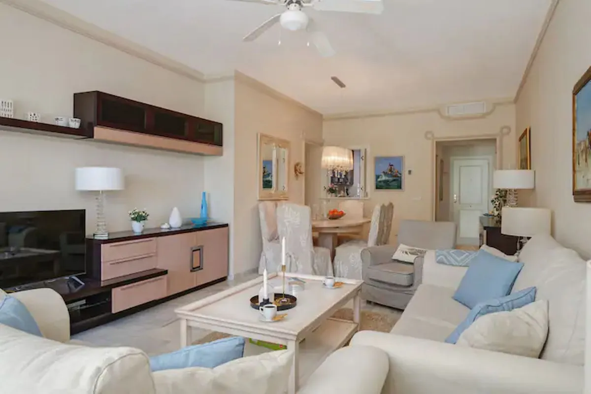 f77ca3c1-e4fe-4a14-b299-5868fb07d21b