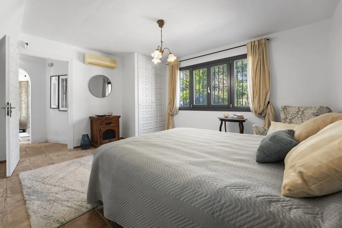 6372bb63-ee9a-4de4-aca4-cfe590f1fb82