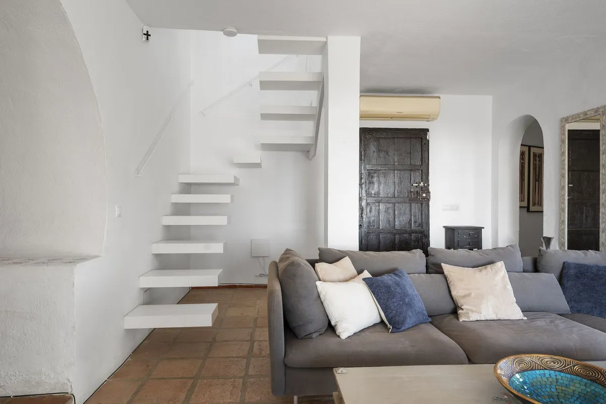 68d1a3c3-6ae2-4e3b-98da-e90e7e24c1cb