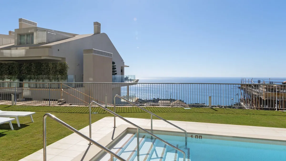 952b8cf5-31dd-4782-8929-5a1ce5298a1a