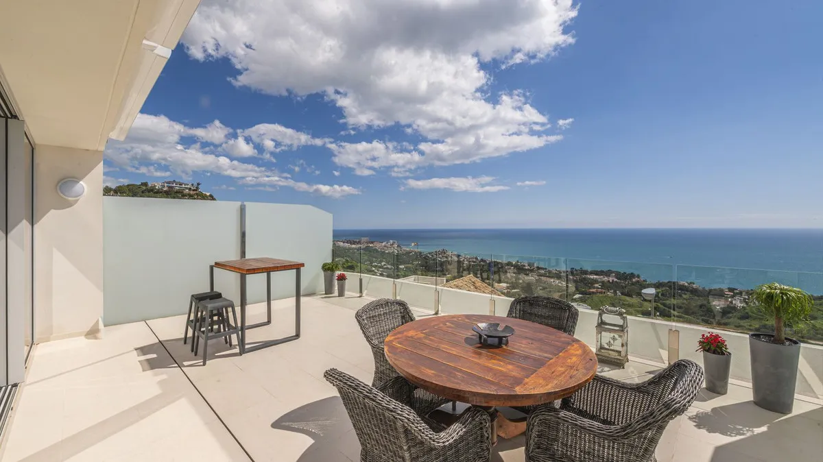 ec65f169-c28d-4ab3-b387-824954c4cf65