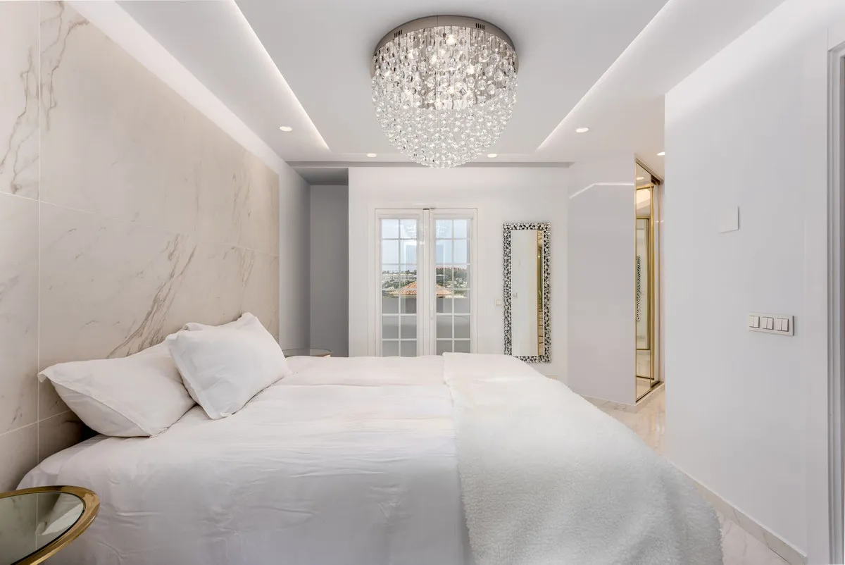 a837db45-73e8-42ad-8aff-cb69b05397a7