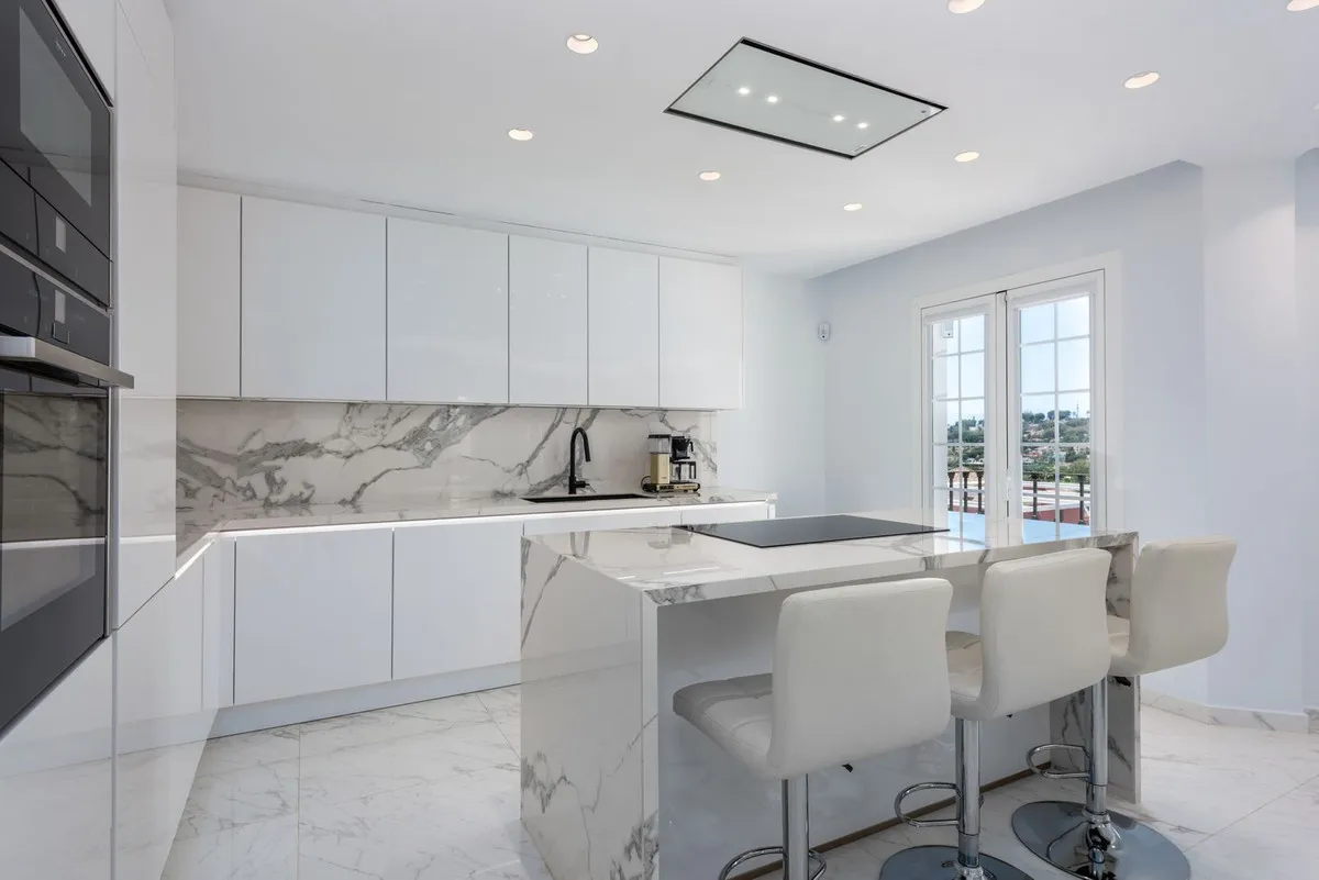 aaf0ac86-2063-46a1-8242-9966bf7a164f