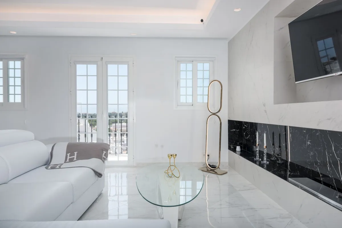 f9553c25-44f6-447c-ae3b-ba8abce80168