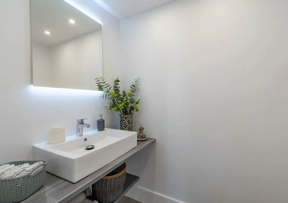 186fad52-903e-433c-8b57-a9a1adf836ca