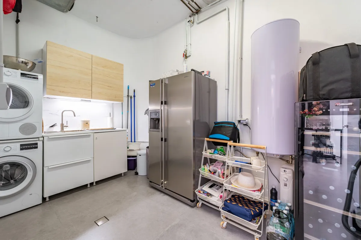 7fbf89ec-2e66-45d6-9130-50e7d2aa1f7b