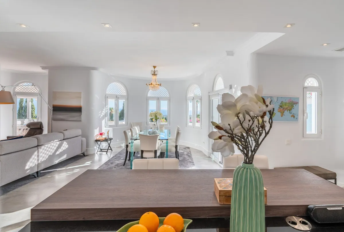 ab39b189-6b3a-477c-b627-4a16b48da3f7