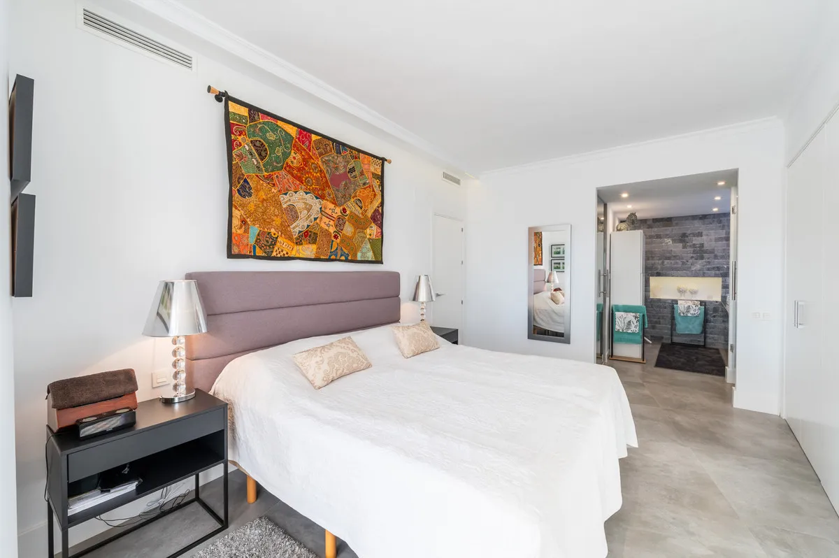 c472fd4d-ce96-4524-973a-34b4128149aa