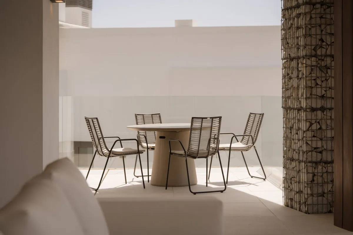 d4b6e68b-6136-4b5a-9f91-cf18e1b1a457