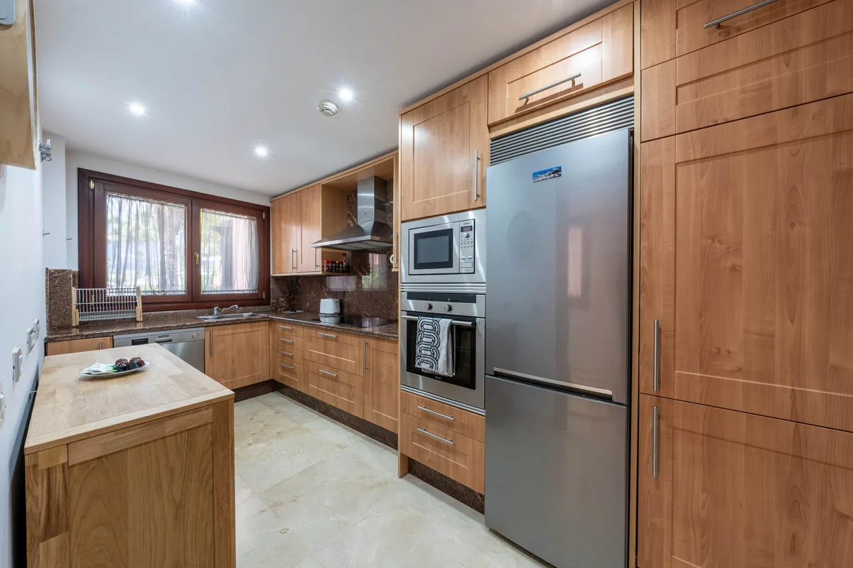 3c8ceb0d-40d3-4098-9317-e2f7e3f1e528