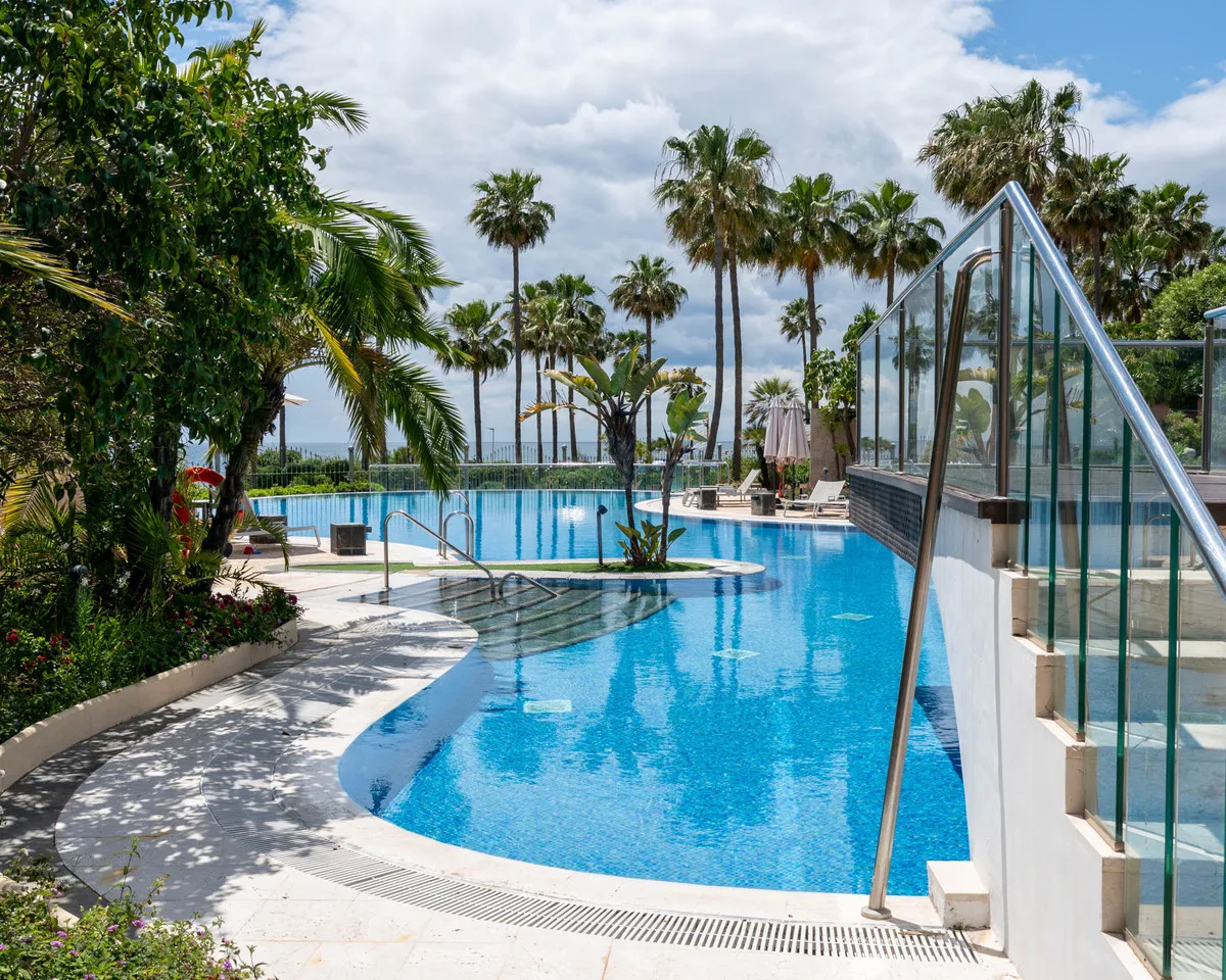 41ea0098-49f1-4757-a2c5-d4536f96c34c