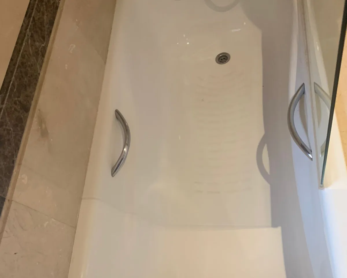 58645128-224a-43d3-a7f8-6dc7b69d0458