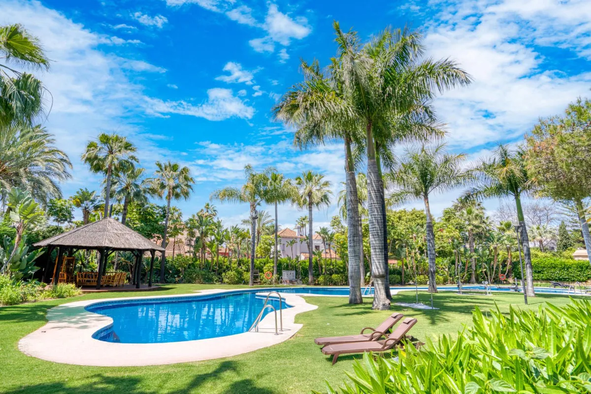 2eba4b97-b762-4a3b-bbd5-1feba27a23b5