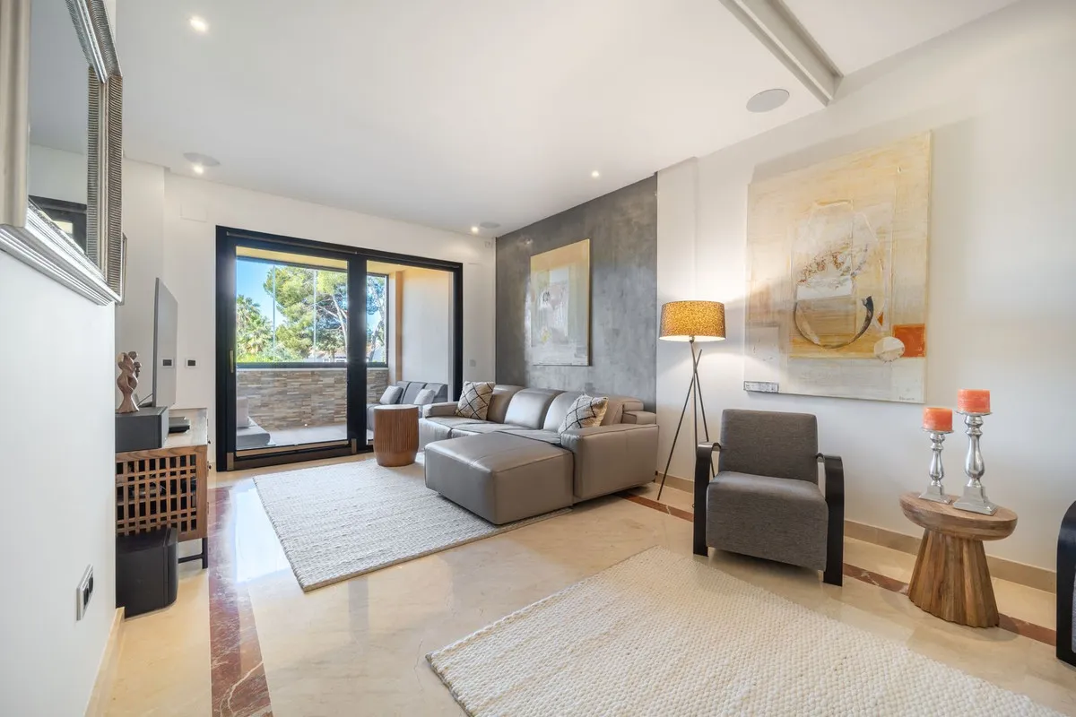 335059b1-5825-4a5f-9abd-172369ff64b4