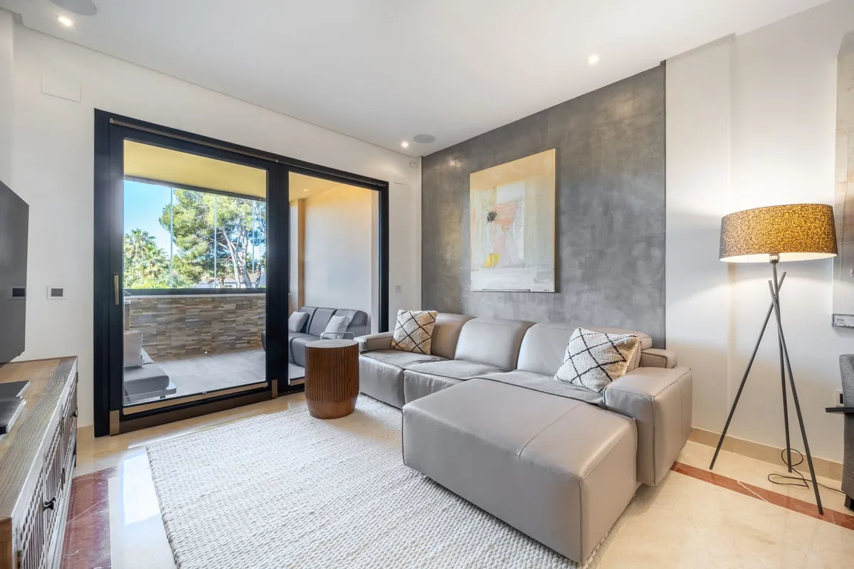 9b0a822e-6aca-439c-a728-6b045e13f3f8