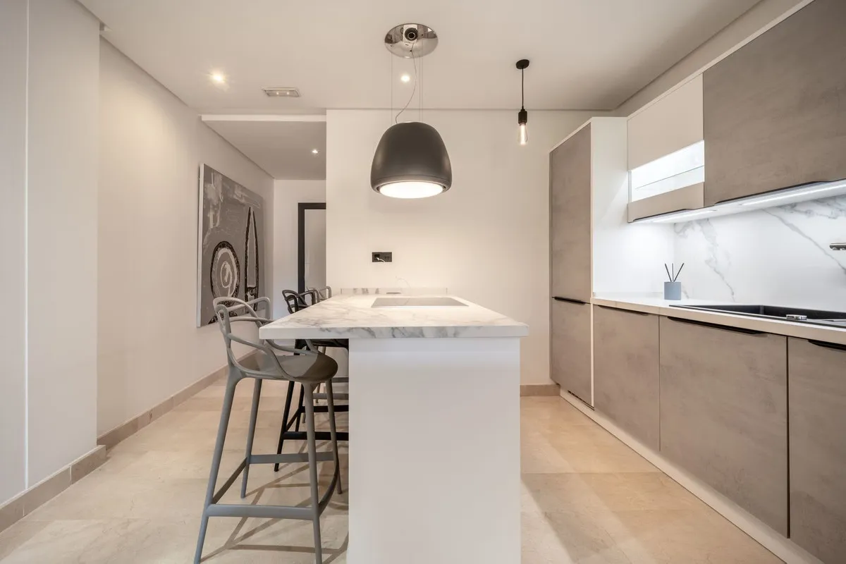 cb1fe20e-df14-40f4-85d7-8f3b1d0d9d57