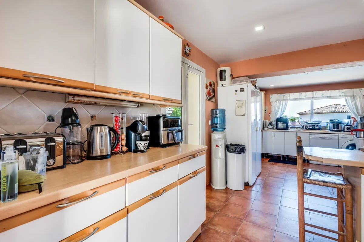 0970d2a4-8baf-43a2-94b7-23a1947f41ae