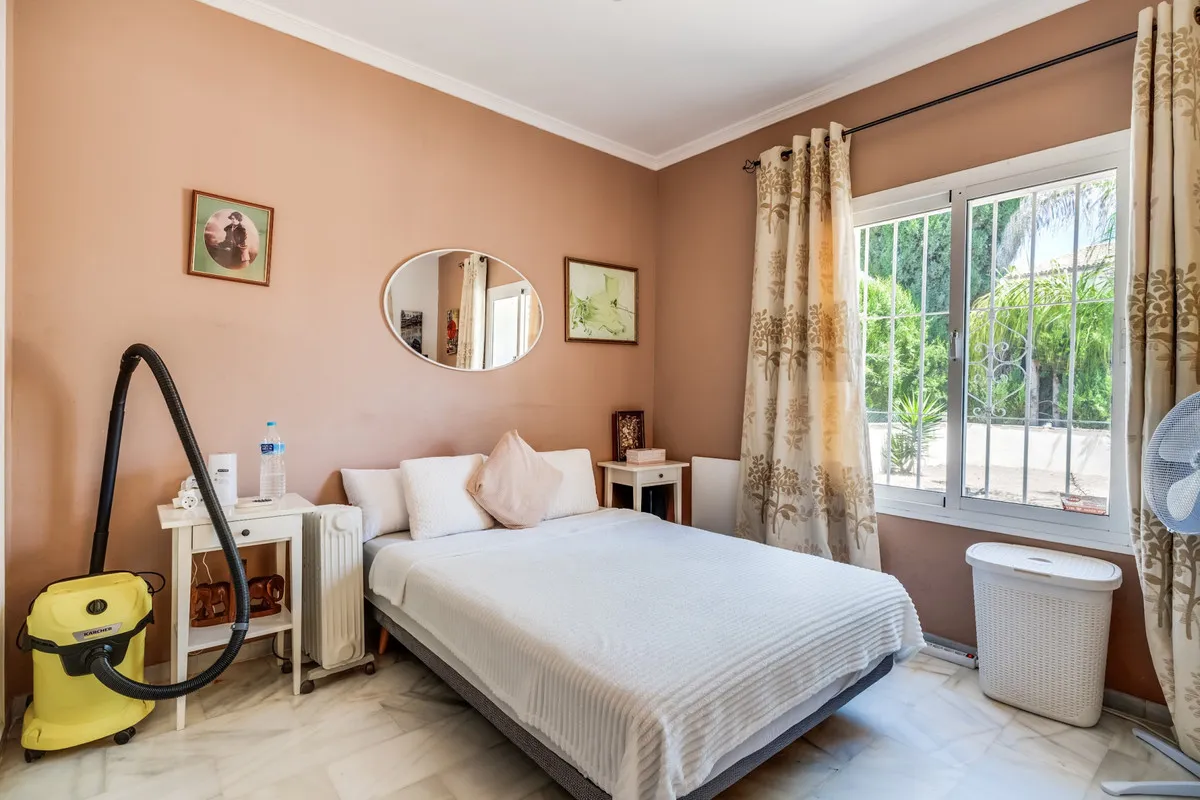 0e35e303-738b-41ff-8dc1-c5f2d07869f8