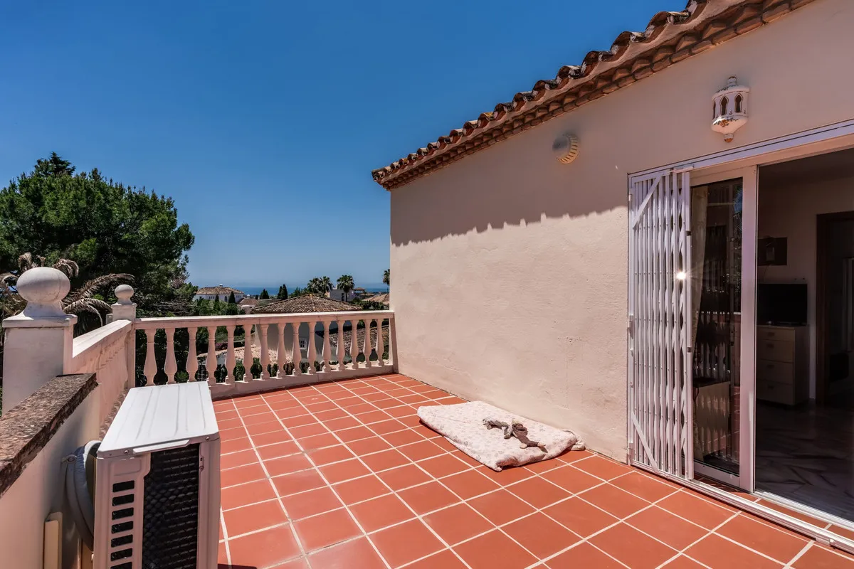 c15e4d8b-1fbc-4733-8e6c-eef833ffad7c