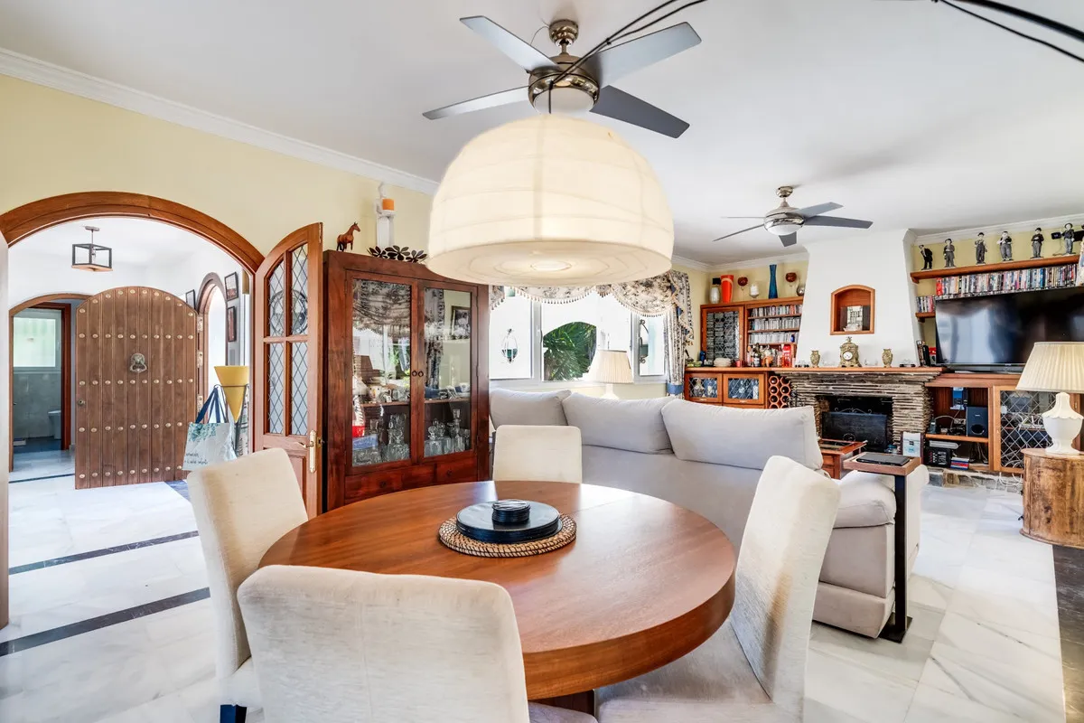 e0d921f1-4b55-40ec-9281-f83fe8c4119f