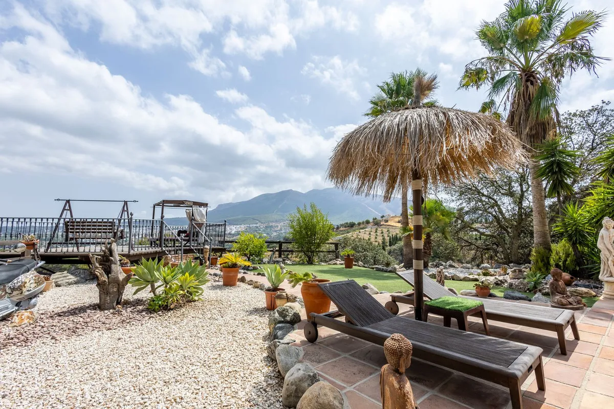 02596845-b77d-4d03-b051-31758d52045b