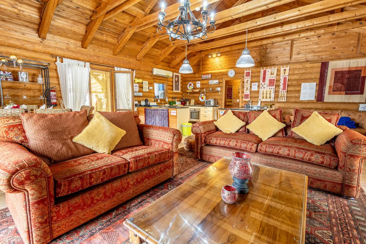 1067b1b6-ad59-47ad-bc78-7ac47fde09c2