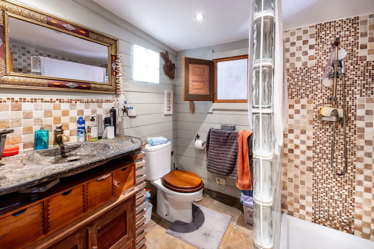 16cba8eb-fe77-497b-8e00-28a220593326