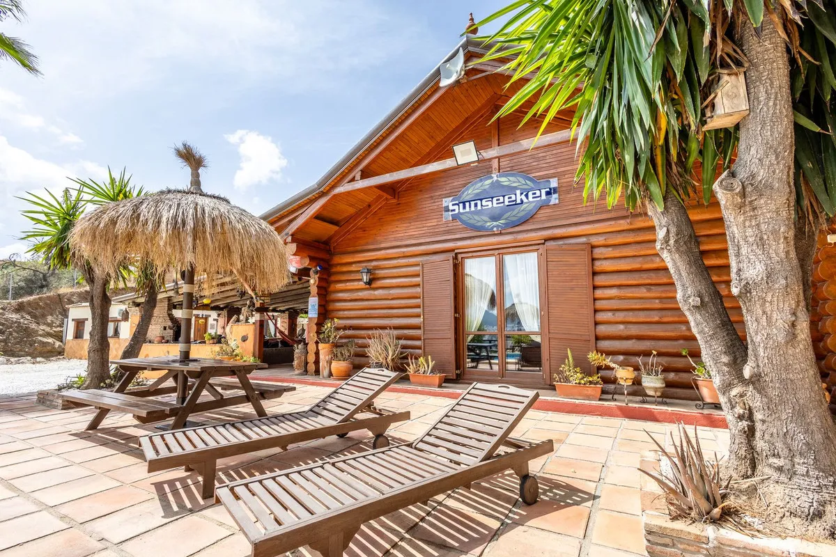 208a2d71-9e1a-41af-85e6-87d29723f4c9