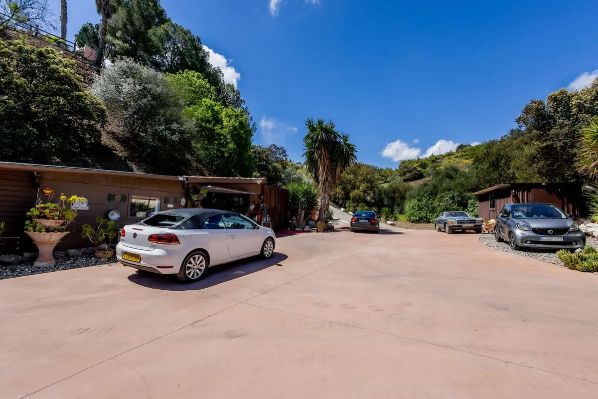 4402f903-79c7-45d8-bee4-028b1dce9935