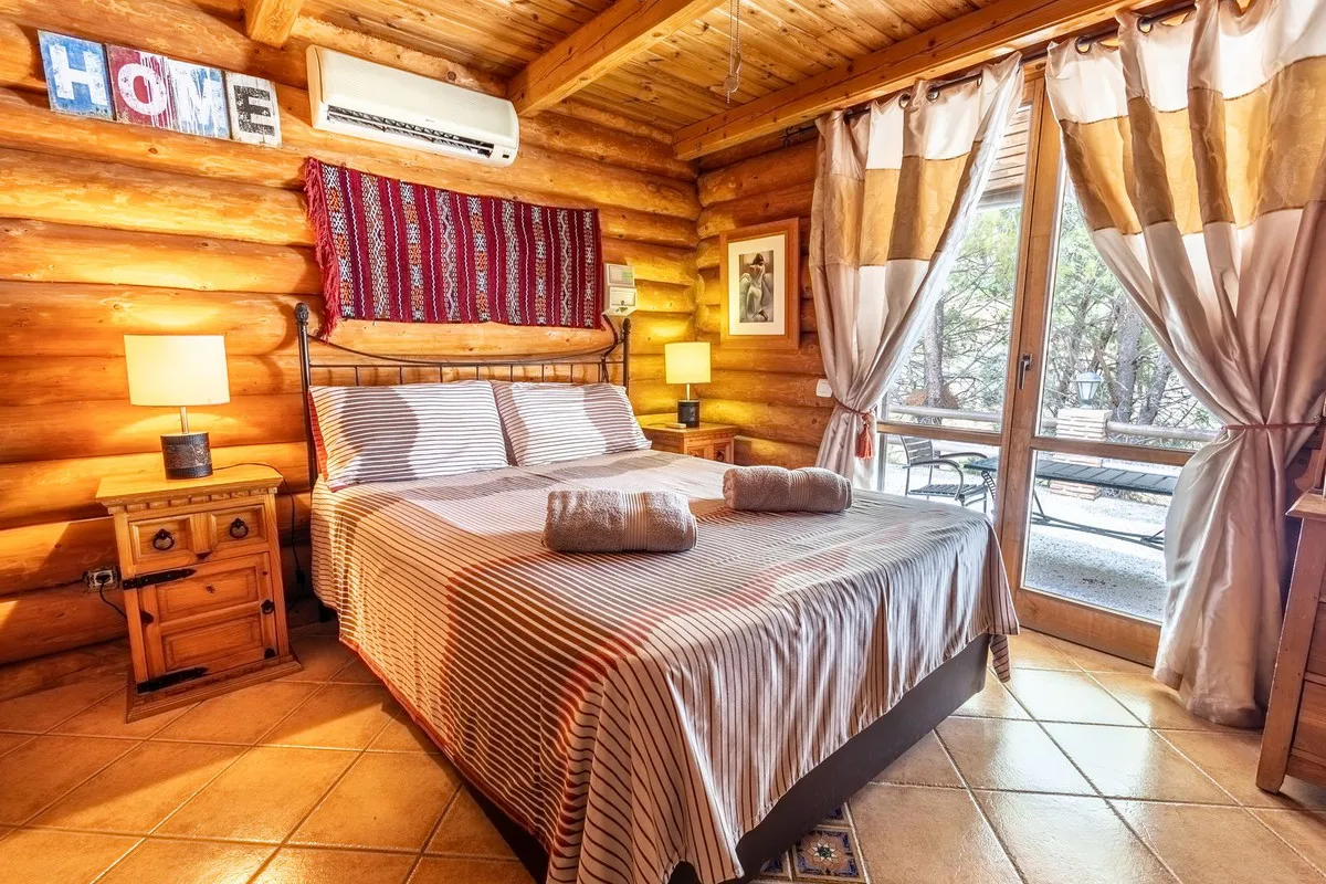 9499d73a-26b4-4cc7-bf90-c43d8413a8d7