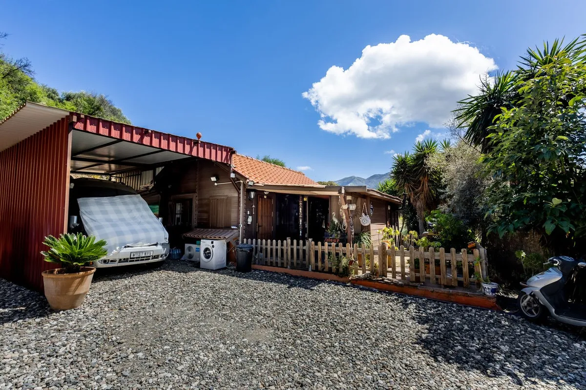 9af256d2-63c2-4397-9cd8-26b6f365b232