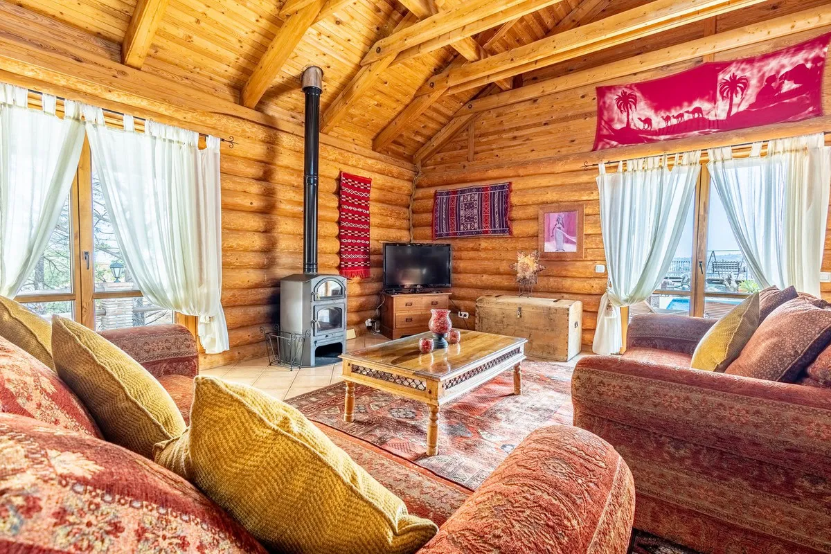 b2117ede-345f-4eb8-9b84-621eec19a5e5