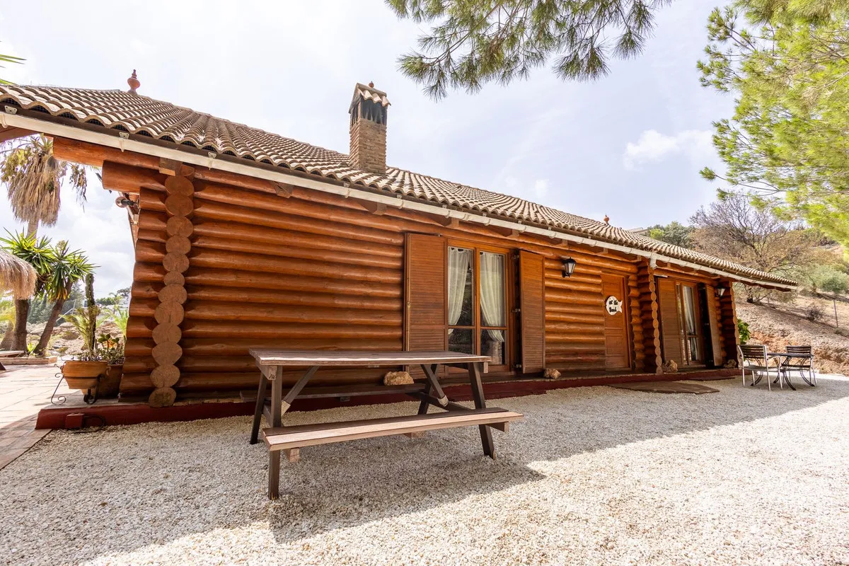 b75be1b9-46f1-4859-b830-d4b5556569a0