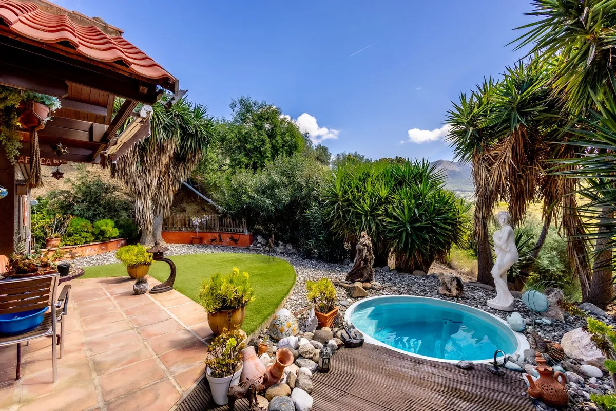 f4ae4457-ffd5-407d-ae51-2dfb1e173ee5