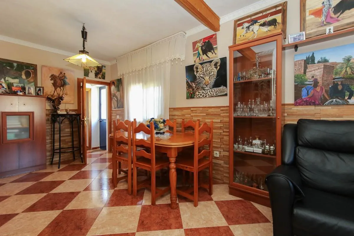 15c77497-4be5-466f-ae46-709129ff69b8