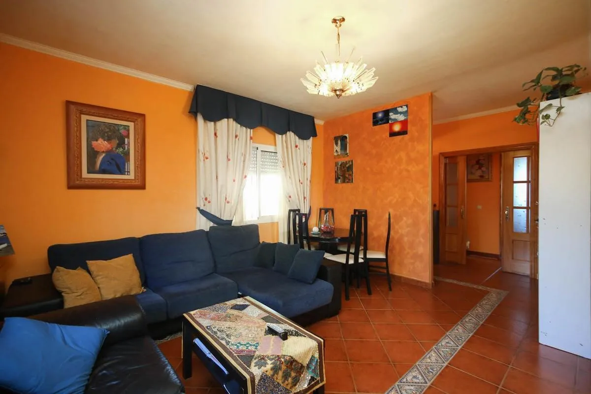 5d825a86-7ba8-444e-8418-0b9c590006de