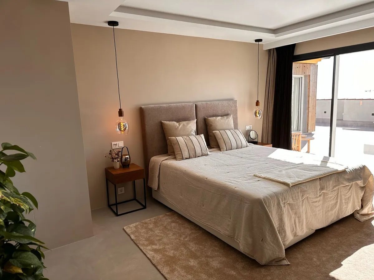 810f8d56-1ea2-486f-b5a0-cb5c3e27c443