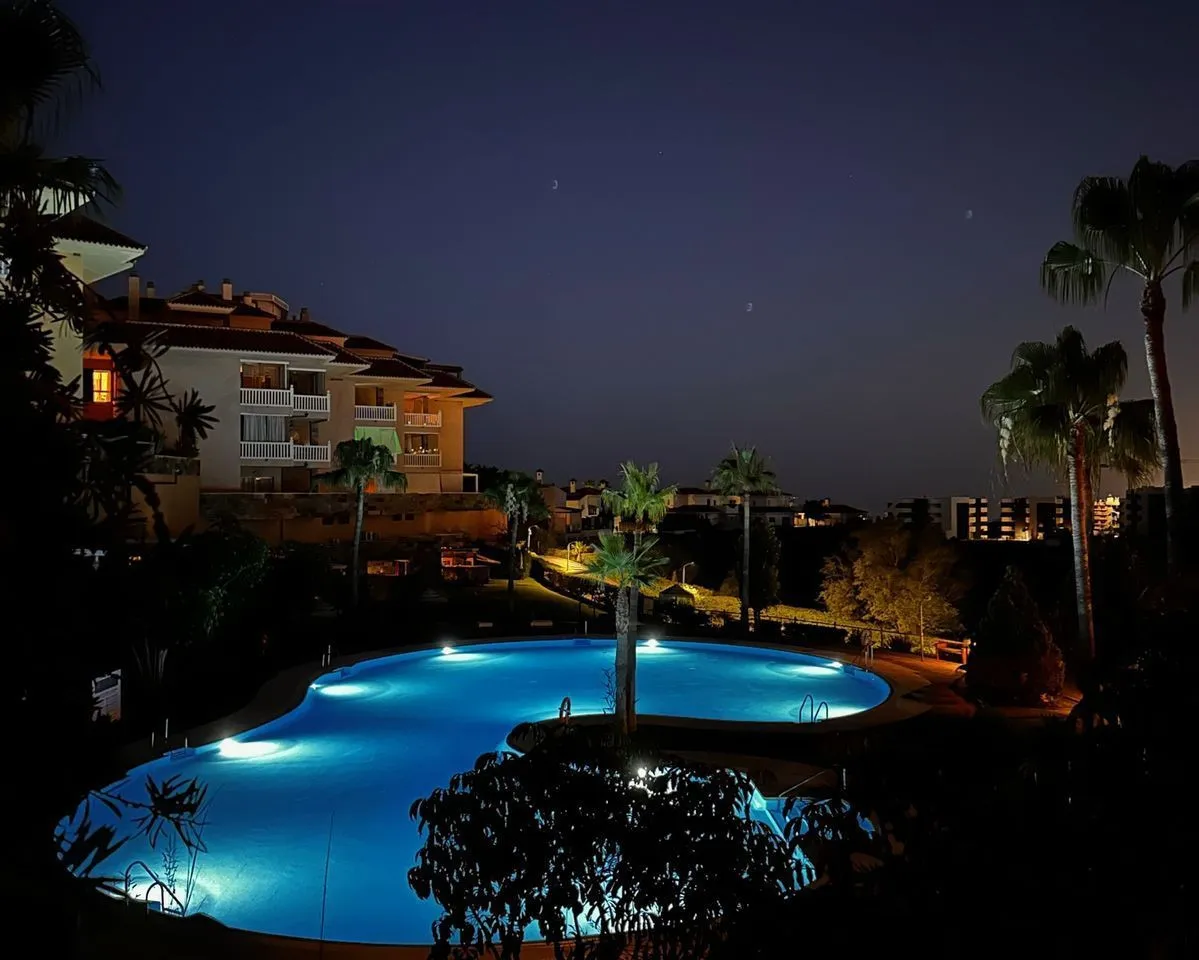 e527c148-1b60-4eab-a194-5e9927a146a3