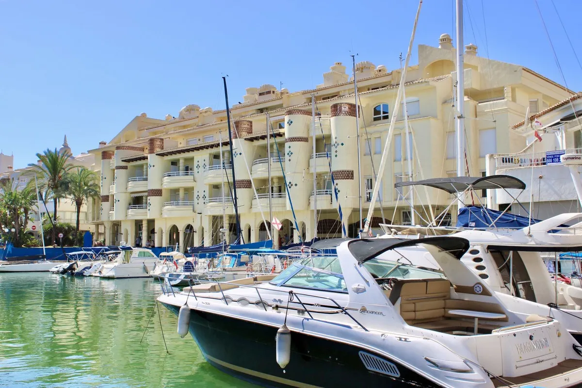 00f2b92a-1005-438d-9d5d-9c81f9af751d