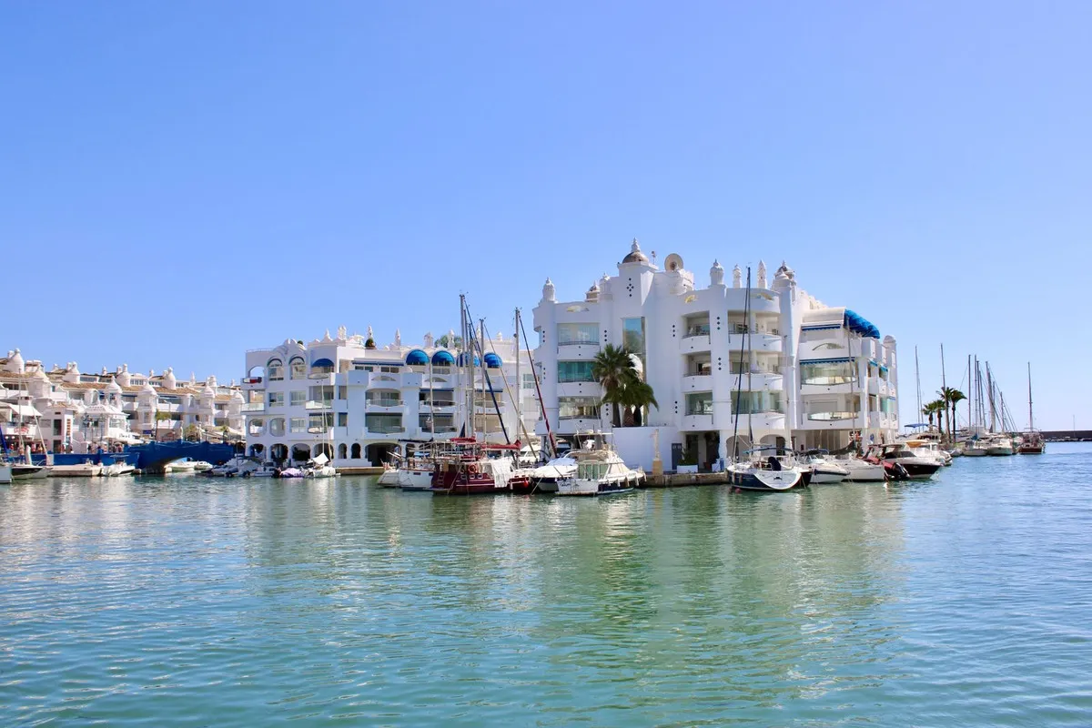 22d44e8a-d0b8-42e3-aeab-9f93b111b820