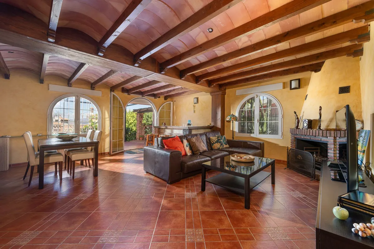 0cc6a575-8da2-4af1-9877-ff857b5433d9