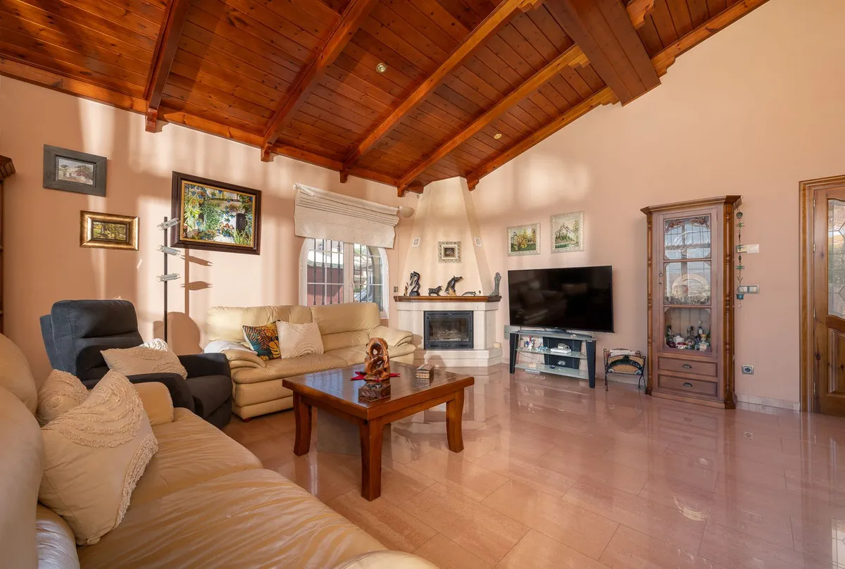 2641d723-3cc5-48f9-a319-9b6aad0520e5