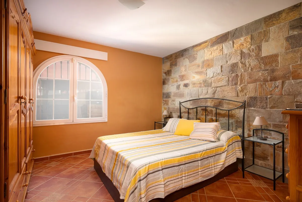 9d7f5c12-6fc7-4e79-82d0-e604502b50be