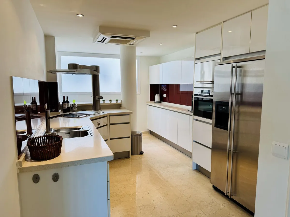 03e870dc-3925-4ed8-b0c5-5f8f7029b3f6