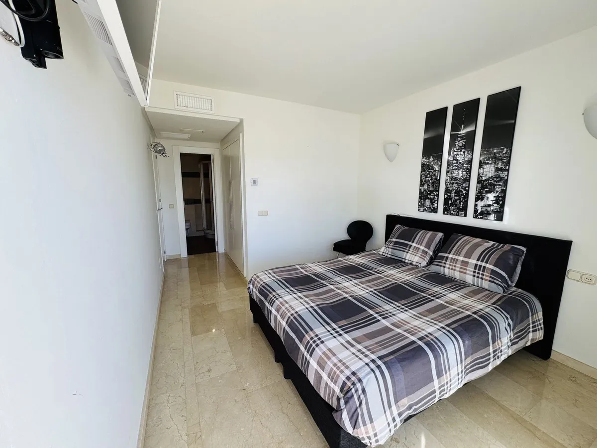 1d8c07f1-8d51-4cf2-99ef-5e51ba4c8528