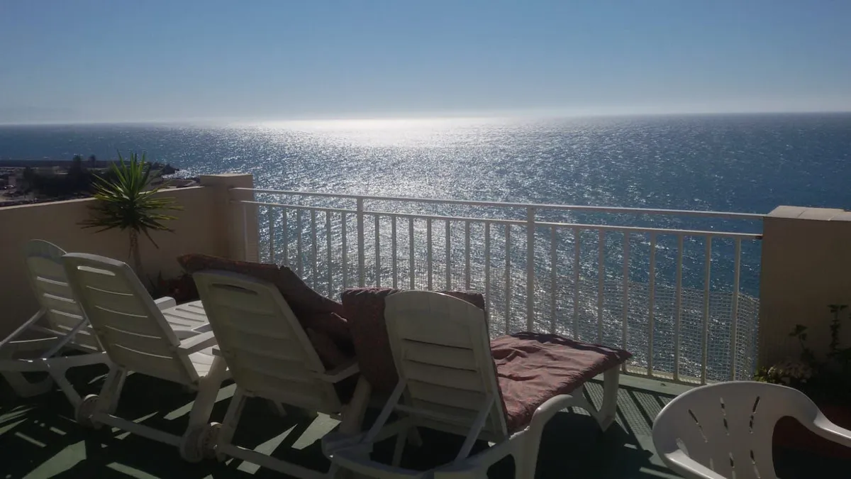 c784bbaf-4208-4db2-8723-9a76a4fcf23b